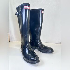 Hunter Women’s Original Tall Gloss Black Rain Boots. Size 10